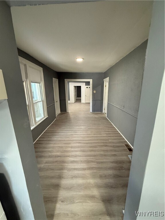 Photo - 453 W Ferry St