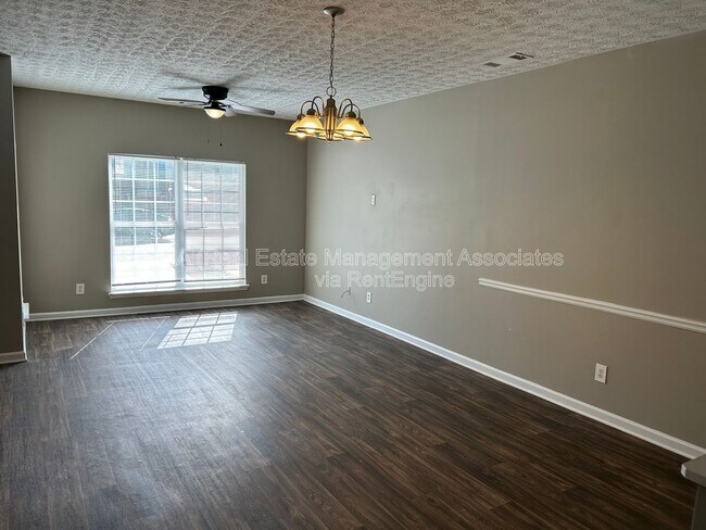 Photo - 1735 Carrington Dr