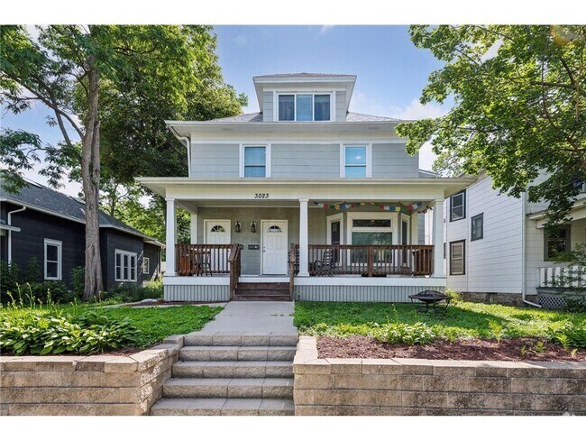 Building Photo - 3023 Dupont Ave S Rental