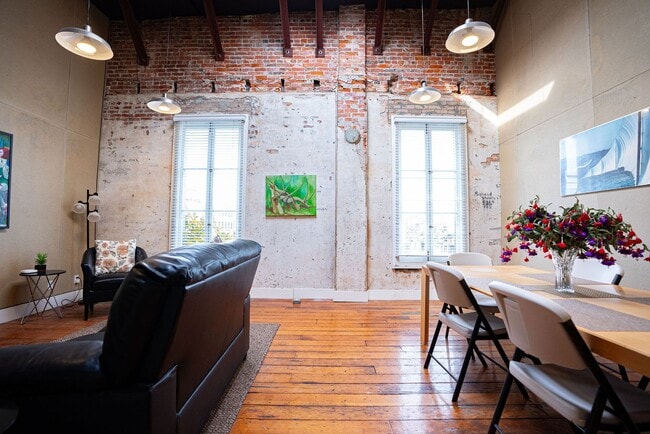 Photo - 422 1st St Unit #D