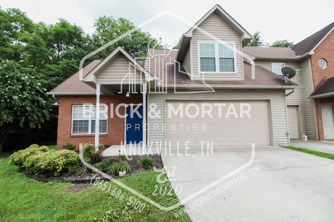 Photo - 900 Glendower Way