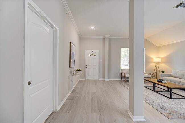 17307 Brookhollow Trace Ct