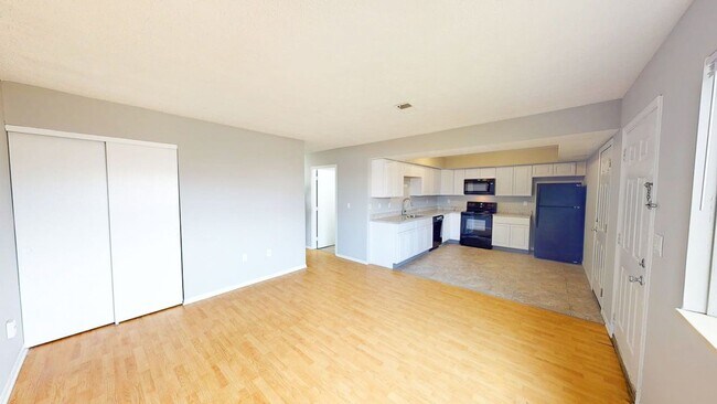 Photo - 3140 Walden Pl