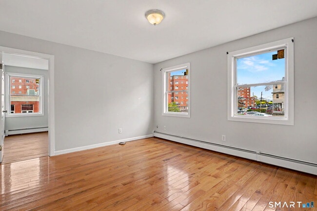 Photo - 143 Highland Ave