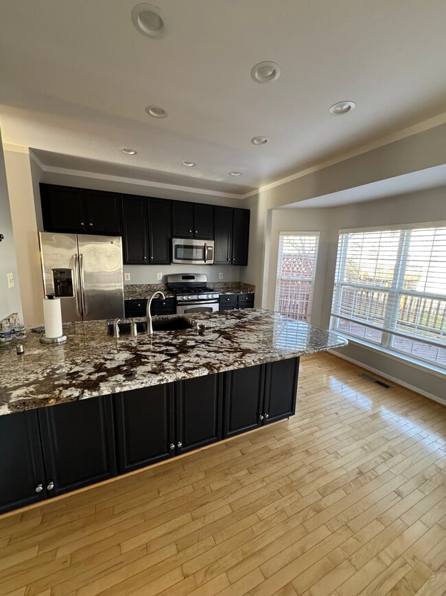 Building Photo - 45812 Matador Terrace