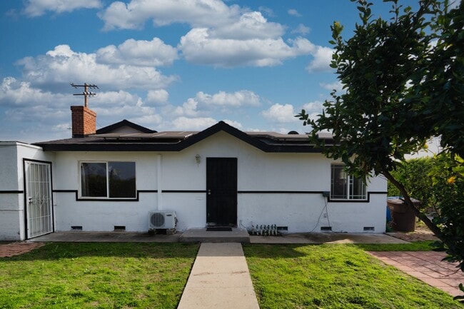 Building Photo - 4452Cogs Unit 4454