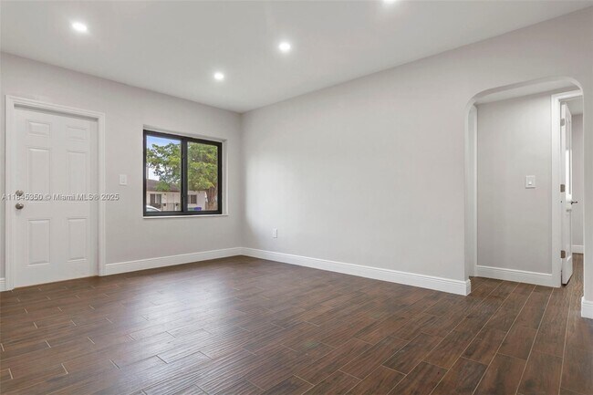 Photo - 1134 SW 12th Ct Unidad 1134