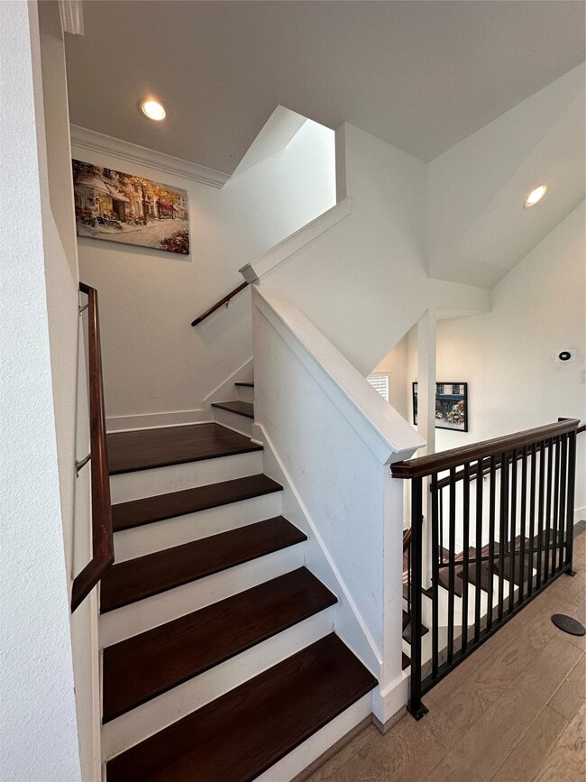 Photo - 2714 Nagle St