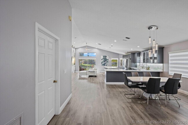 3689 Miramontes Cir