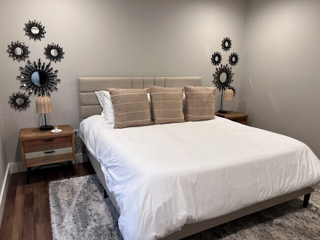 Photo - 1208 Seven Sisters Ln