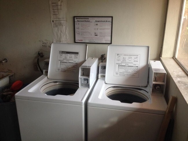 Photo - 35-39 Estabrook St