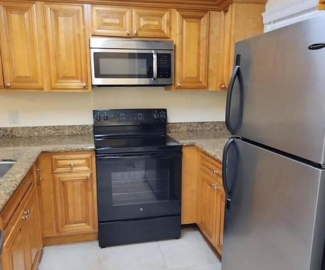 Building Photo - 1442 Lake Crystal Dr Unit E Rental