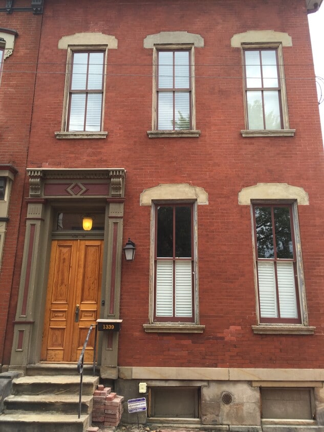 Front Door - 1339-2 W North Ave (Pittsburgh, PA)