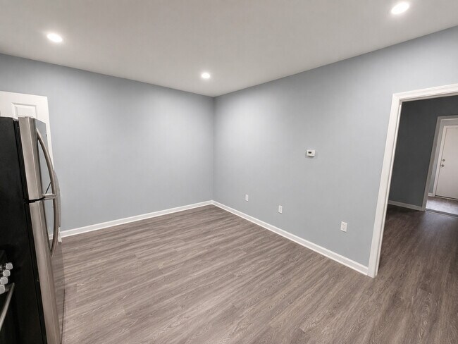 4240 W Girard Ave Unit 1R