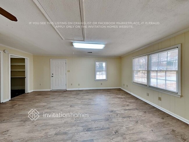 Photo - 1009 Monopoly Dr