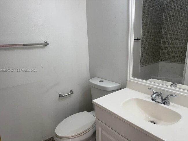 4725 NW 7th St Unit 206-3
