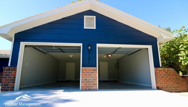 Photo - Newly Remodeled Home Near Cico Park