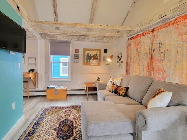 Photo - 10 Collins St Unit 2