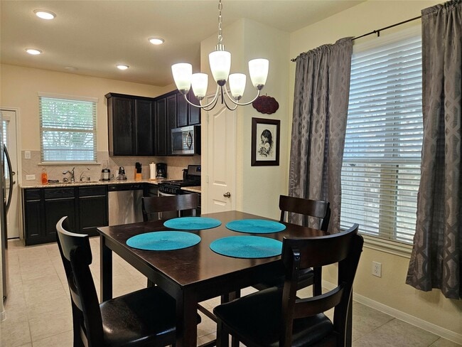 Photo - 17018 Taffaine Dr