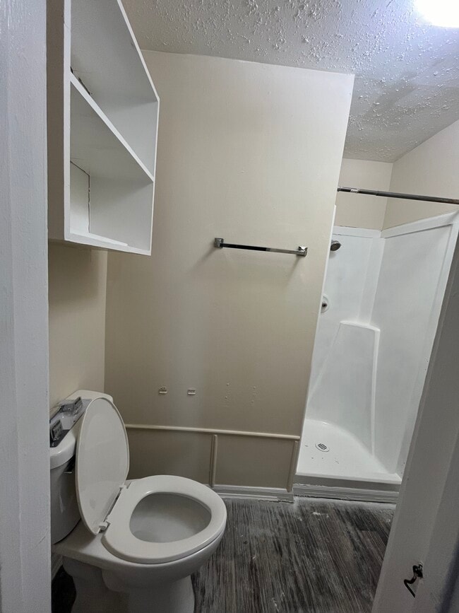 Photo - 579 N 30th St