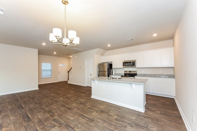 Photo - 306 High Grv Wy