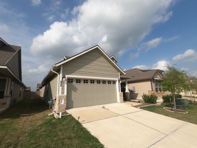 Photo - 835 Mineral Wells Ln