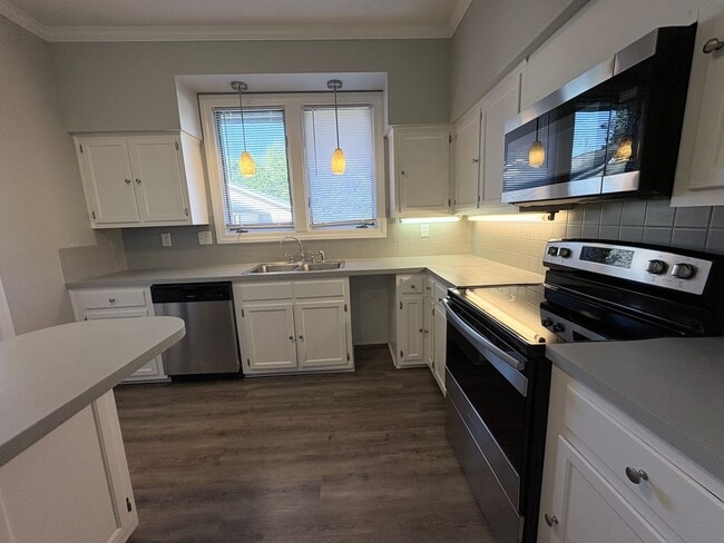 Photo - Large 2 Bedroom 2 Bath Condo in the Forest Oaks Community!!