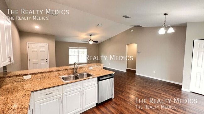 Photo - 16118 SW 27th Terrace Rd