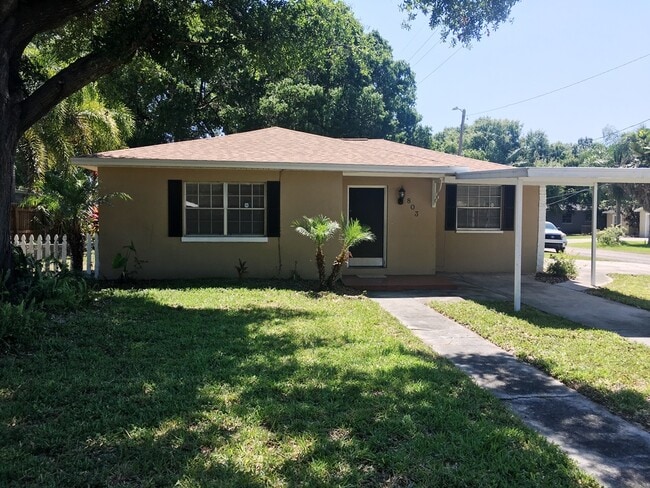 Building Photo - 803 N Gomez Ave Rental