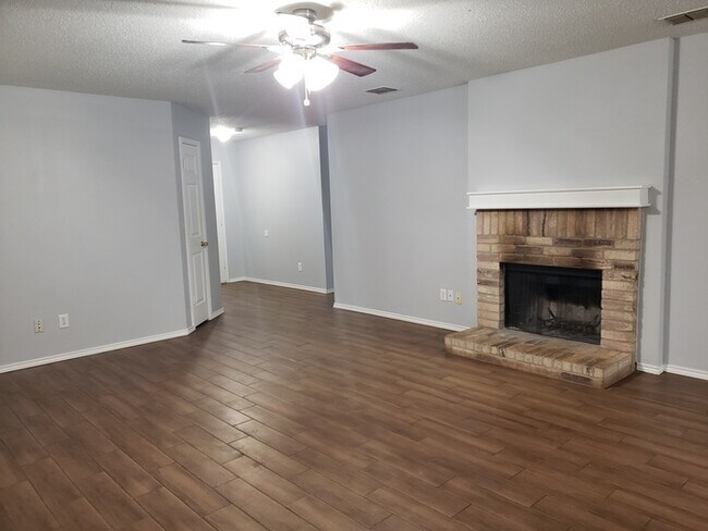 Photo - Beautiful Home For Rent