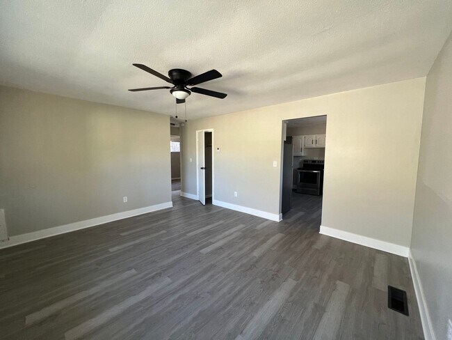 Photo - 4342 Nevada Ave