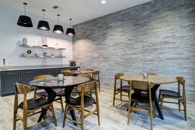 Photo - Gateway Apartments