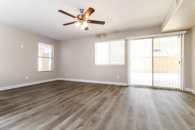 Photo - 11323 W Alice Ave