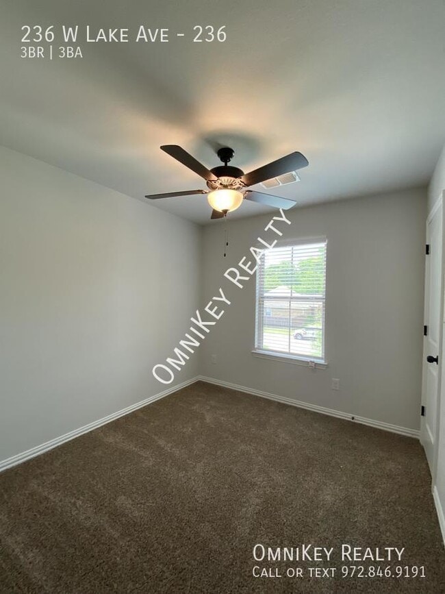 Photo - 236 W Lake Ave Unit 236