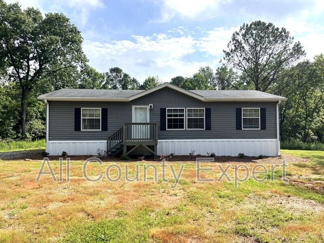 Photo - 327 Reavis Mountain Rd