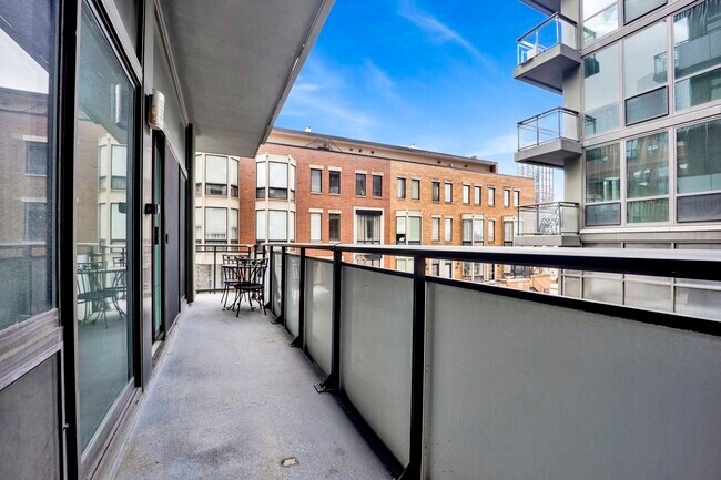 Photo - 660 W Wayman St Unit 304B