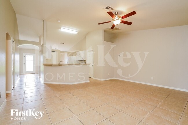 Photo - 6490 Chabot Ave