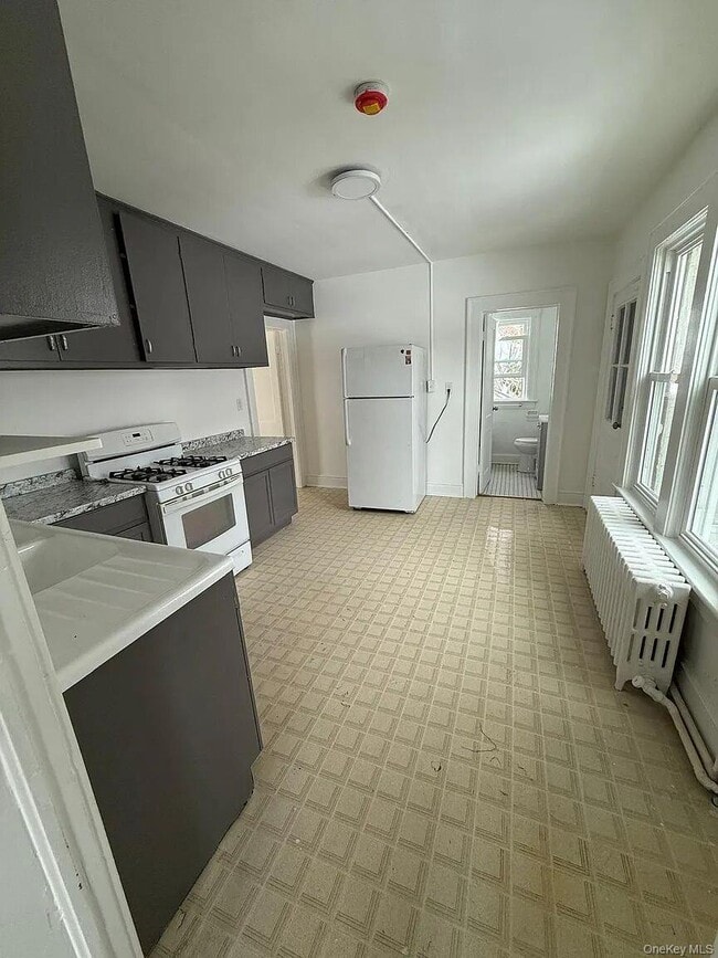 Building Photo - 13 Springside Ave Unit 1