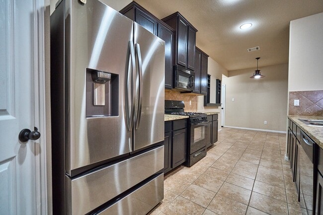 Photo - 5622 Armillary Dr