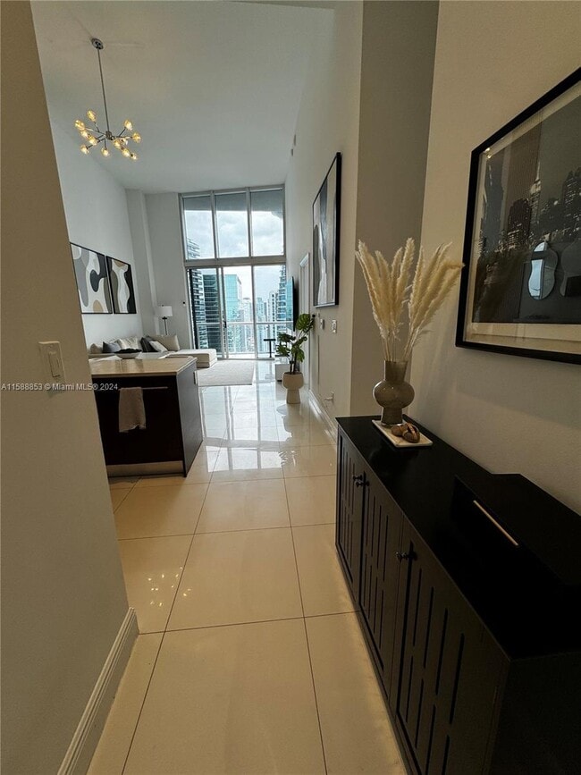 Photo - 475 Brickell Ave