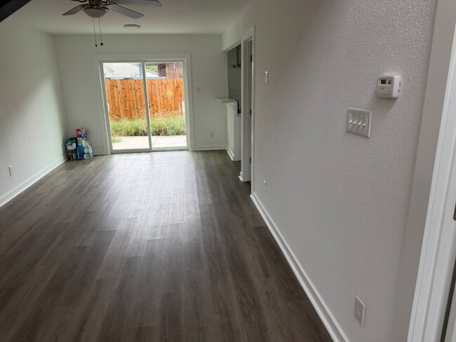 Photo - 7651 Oak Chase Unit 2