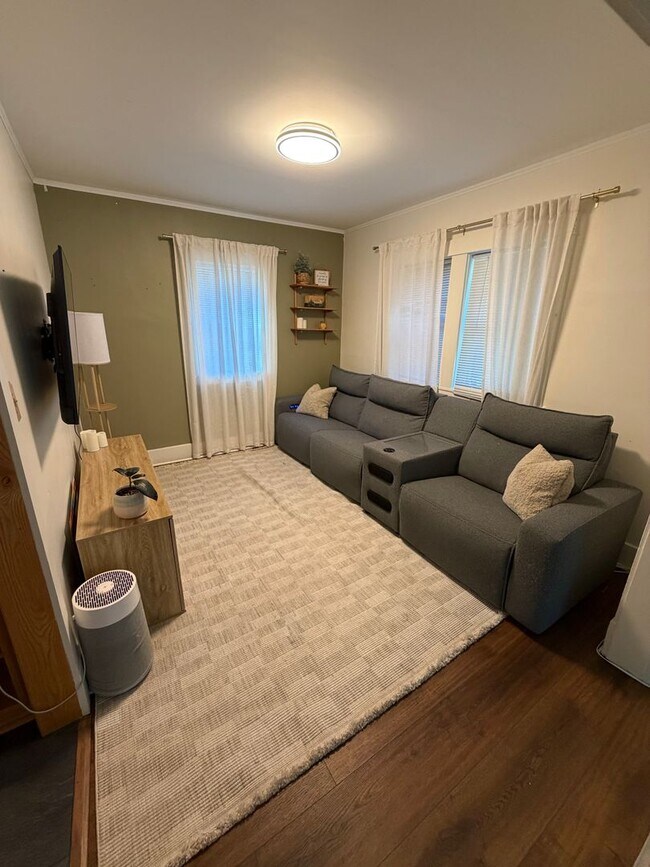 Photo - 607-607 Leicester Ave Unit 607