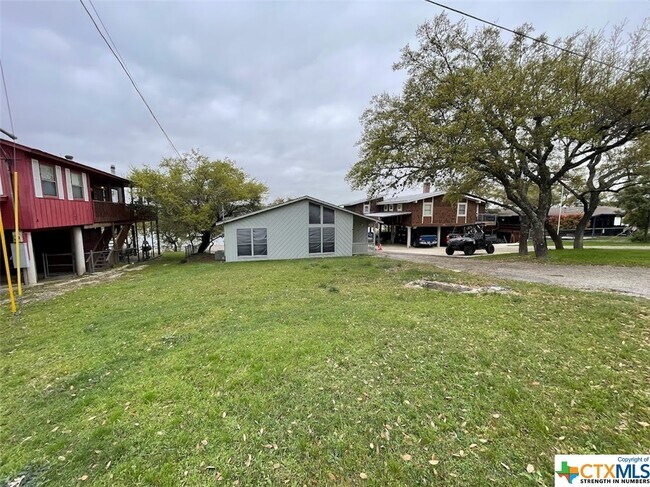 Photo - 1415 Glenn Dr