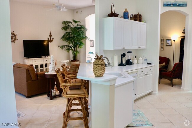 Building Photo - 16192 Parque Ln Rental