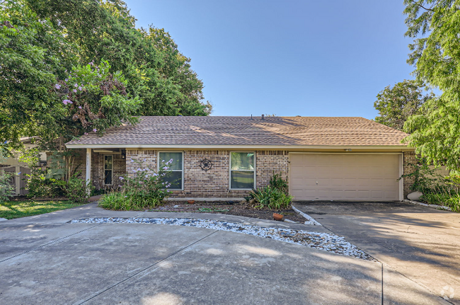 Building Photo - 9513 Braeburn Glen St Rental