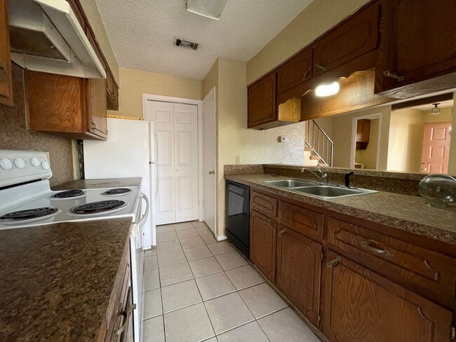 Photo - 1103 Covey Ln Unit Apt D