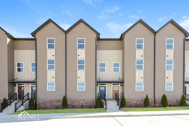 Building Photo - 1926 Addi Ln