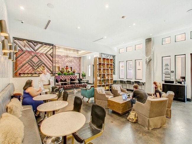 Photo - Vance at Bishop Union