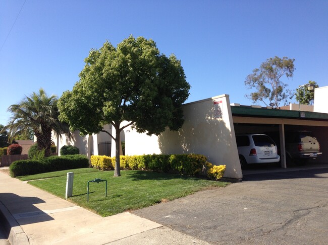 1536 S Maple St Unit 3