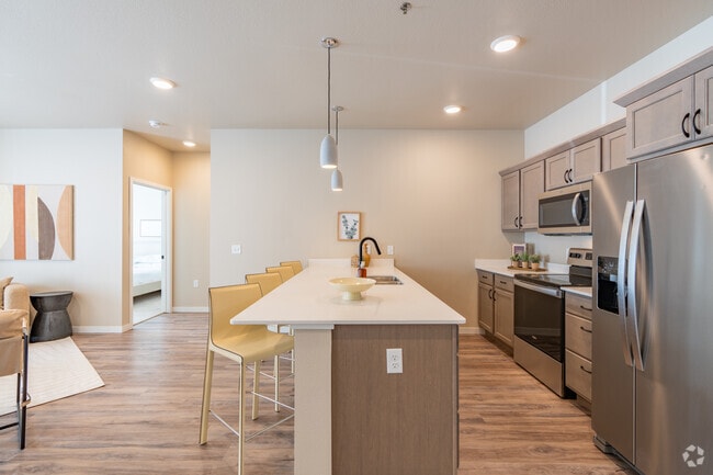 2BR, 2BA - 1125SF - 10Bedrock Apartments